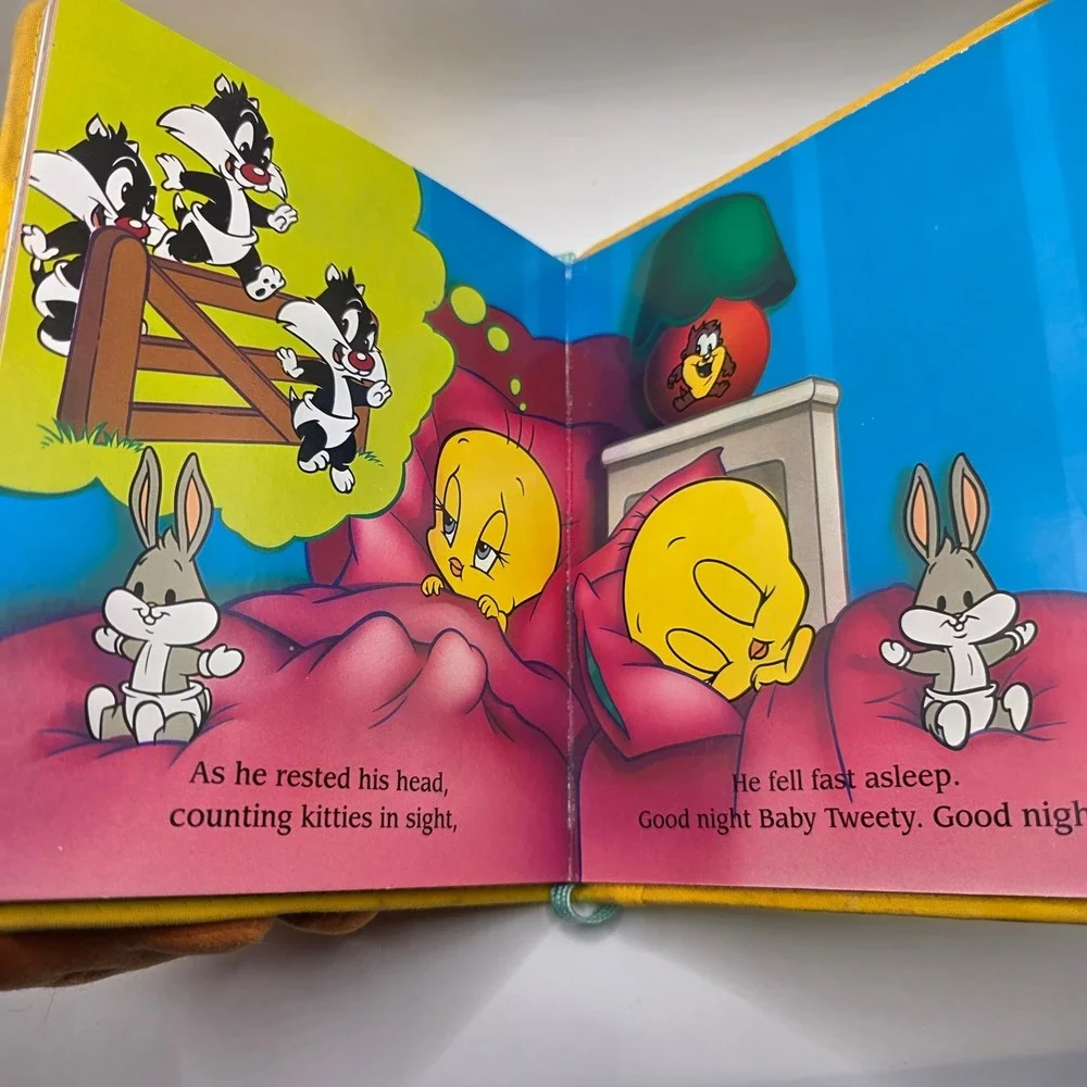 Vintage 1996 Looney Tunes Good Night Baby Tweety Plush HugMeBooks Board‎ Book